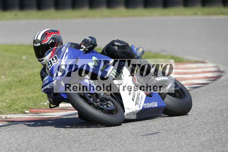 /44 09.08.2025 Plüss Moto Sport ADR/Freies Fahren/599